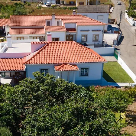 Nyaraló Tilli'n'joe's Nature House Moita dos Ferreiros