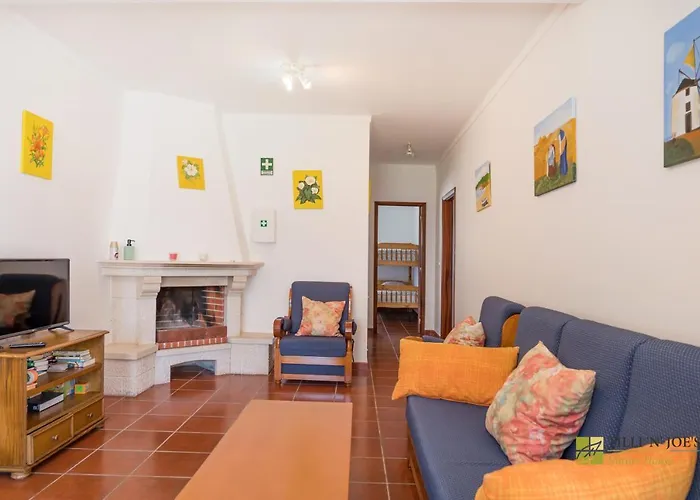 Tilli'n'joe's Nature House *